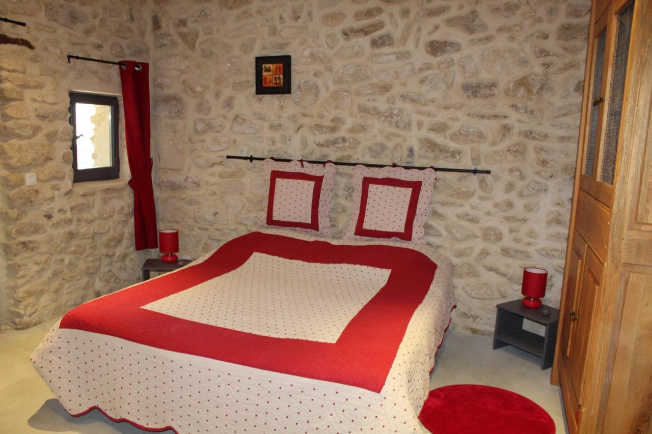Bed and Breakfast Les Logis De Paban Crestet Экстерьер фото