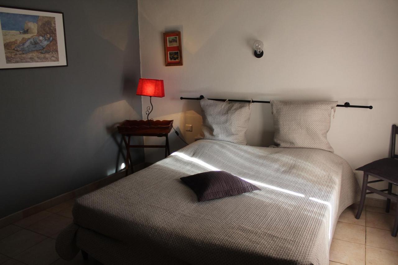 Bed and Breakfast Les Logis De Paban Crestet Экстерьер фото